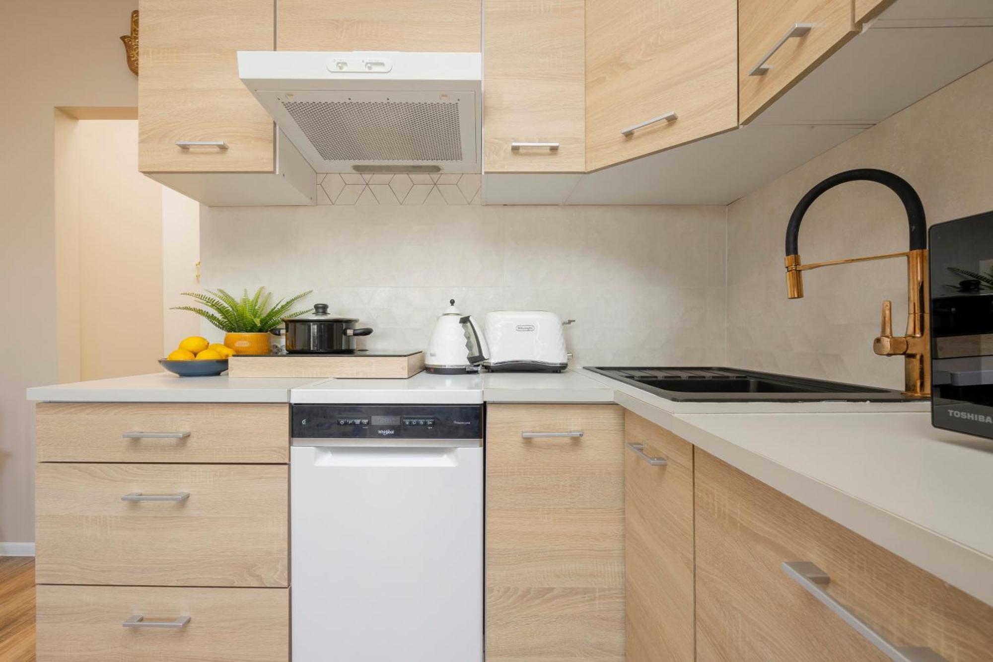 Zoliborz Modern Apartment 8Th Floor By Noclegi Renters Varsovia Exterior foto